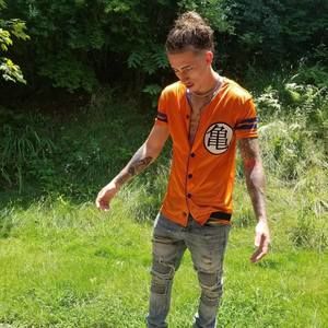 Meet your Posher, Ricó